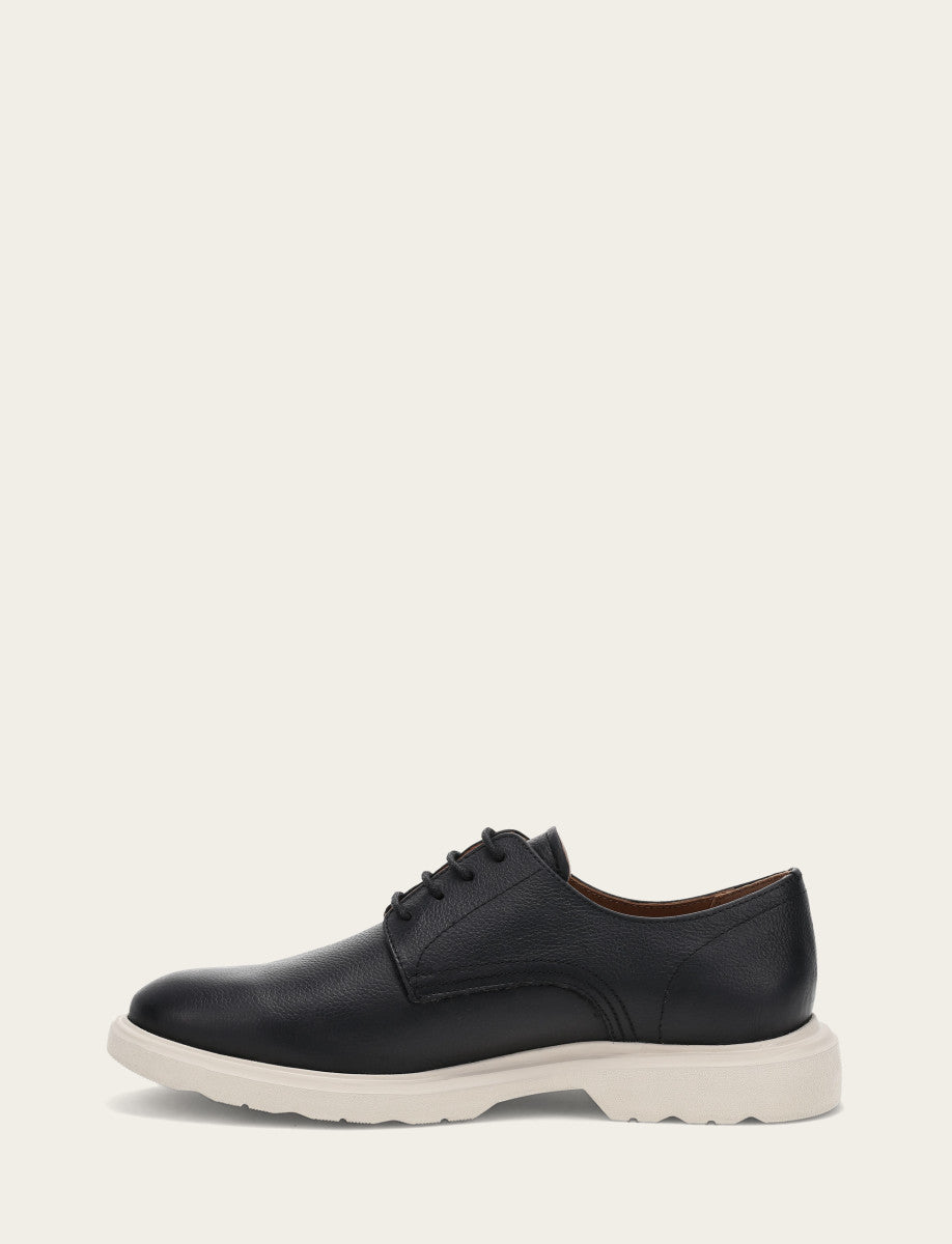 Connor Oxford - Image 3
