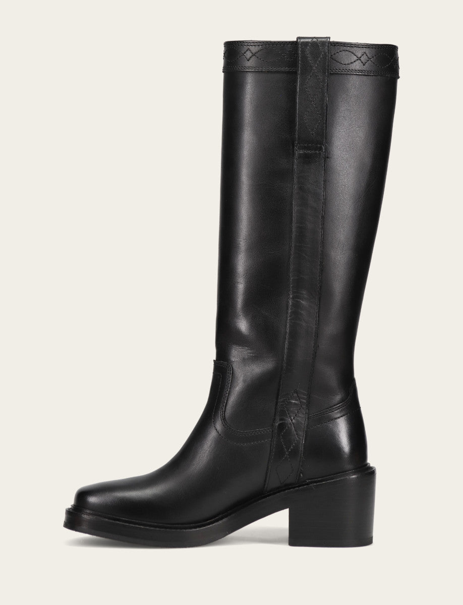 Kate Pull On Wide Calf - Image 3